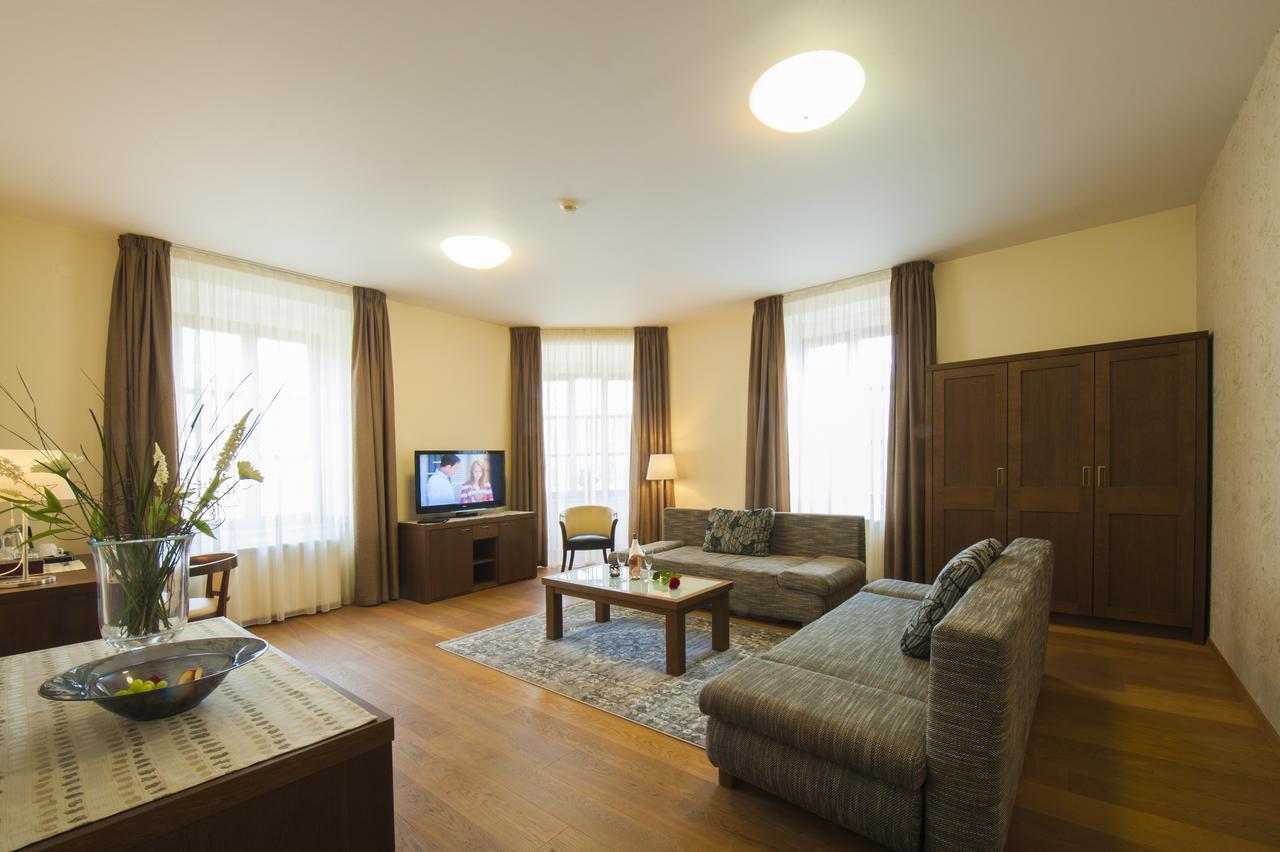 לדניצה Hotel Mario מראה חיצוני תמונה