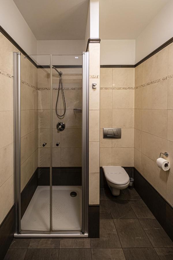 לדניצה Hotel Mario מראה חיצוני תמונה