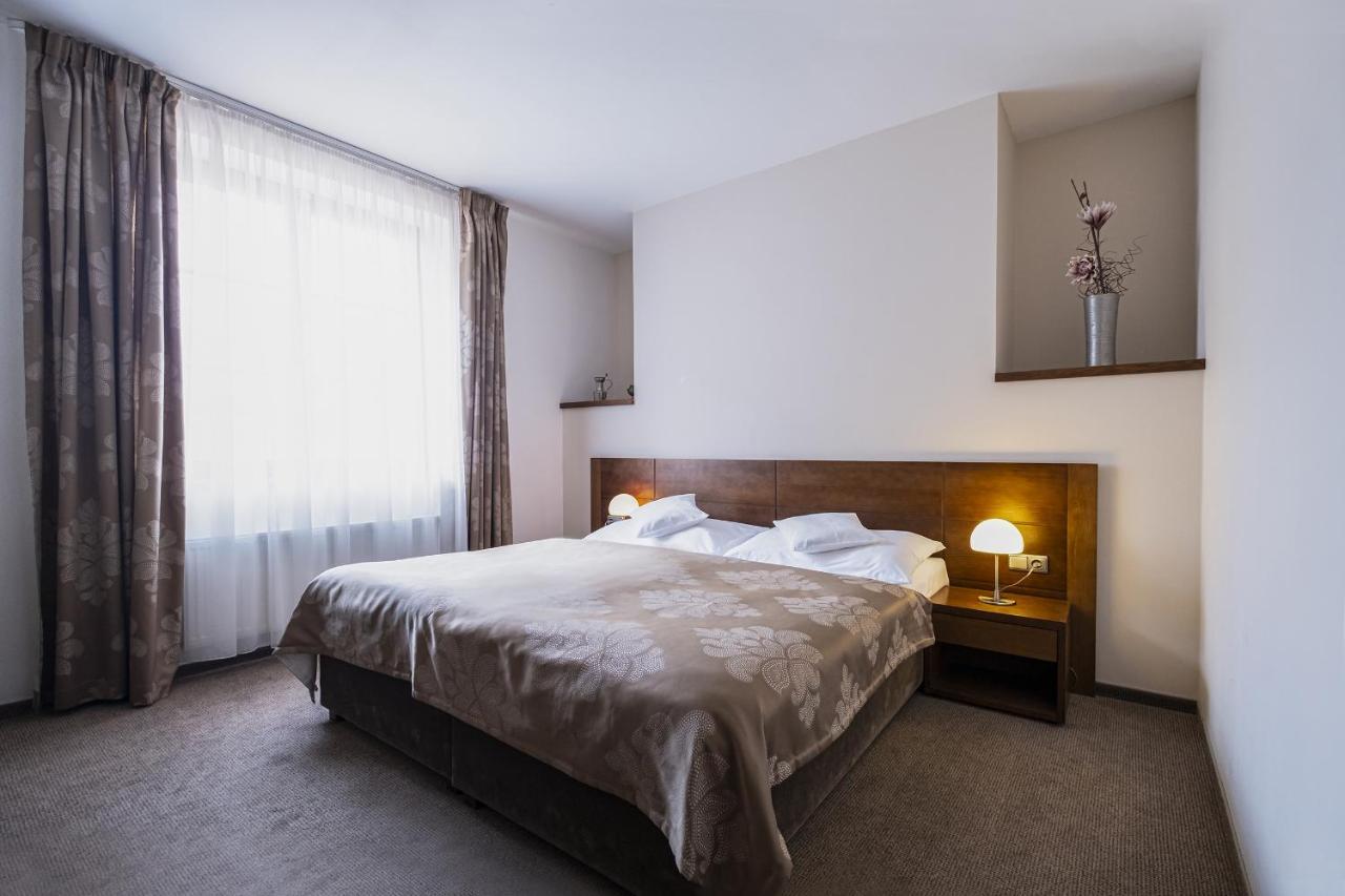 לדניצה Hotel Mario מראה חיצוני תמונה